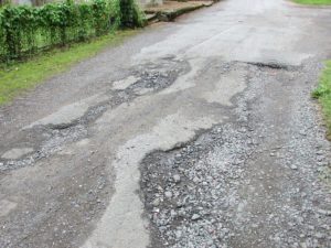 How Asphalt Contractors Address Common Types of Pavement Damage