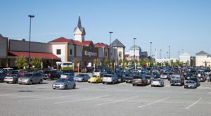 How Parking Lot Contractors Help Businesses Thrive